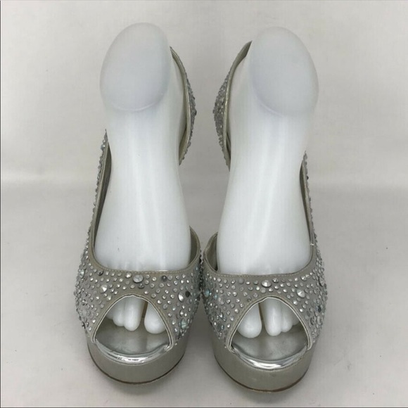 Aldo Womens Silver Rhinestone Embellished stiletto pump heels - Picture 2 of 7